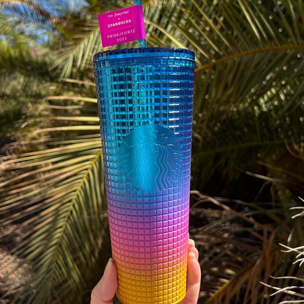 Starbucks Beautiful Rainbow Ombre Emerald Cut Venti Cold Cup Tumbler 24oz NWT